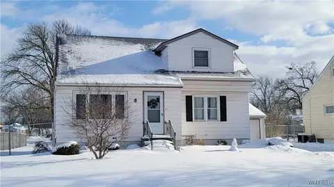 43 Alliger Dr, Tonawanda, NY 14150