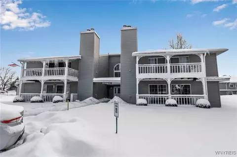 1270 Youngs Rd #B, Amherst, NY 14221