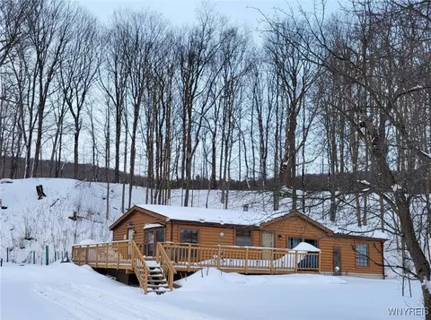 7140 Maples Rd, Mansfield, NY 14731