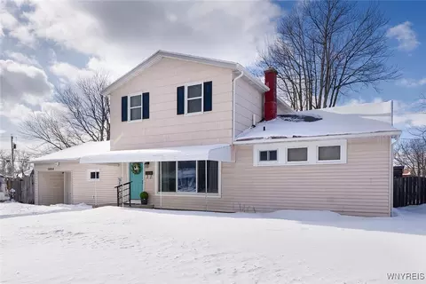5084 Stewart Pkwy, Hamburg, NY 14075