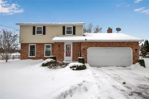 1850 Huth Rd, Grand Island, NY 14072