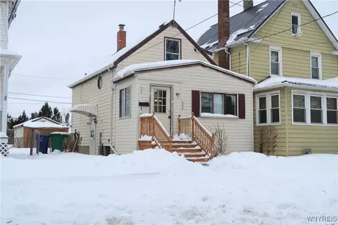 632 29th St, Niagara Falls, NY 14301