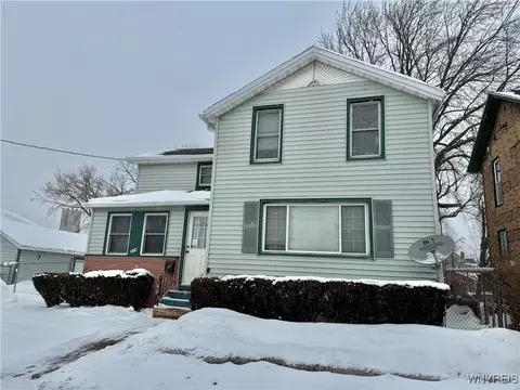 315 School St, Batavia, NY 14020