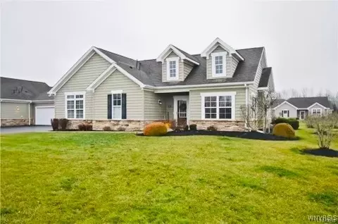 5665 Southwestern Blvd #1D, Hamburg, NY 14075