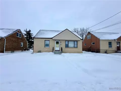 151 Wagner Ave, Sloan, NY 14212