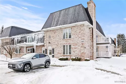 4593 Chestnut Ridge Rd #2, Amherst, NY 14228