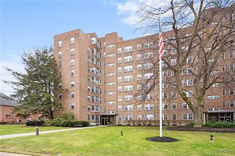731 W Ferry St #2GH, Buffalo, NY 14222