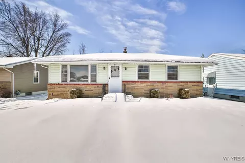 199 Orchard Pl, Lackawanna, NY 14218