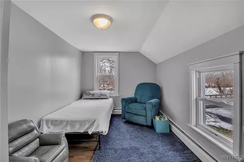 Bedroom - 5529 Tonawanda Creek Rd, Pendleton, NY 14120 photo 1 of 5