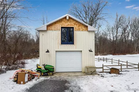 Other - 5529 Tonawanda Creek Rd, Pendleton, NY 14120 photo 1 of 12