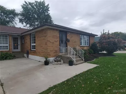 473 Fisher Rd, West Seneca, NY 14224