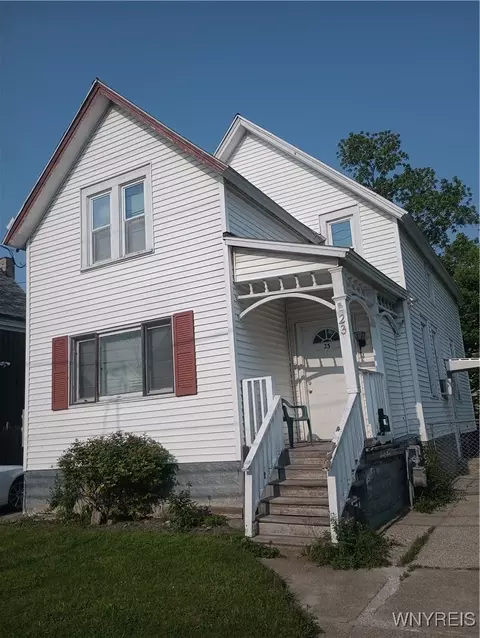 23 Sherwood St, Buffalo, NY 14213