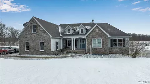 5141 Crittenden Rd, Newstead, NY 14001