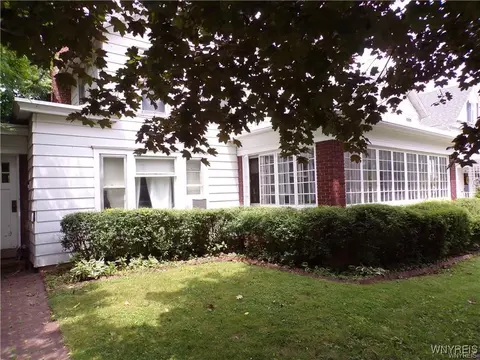 412-14 Laurens St, Olean, NY 14760 photo 4