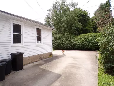 412-14 Laurens St, Olean, NY 14760 photo 3