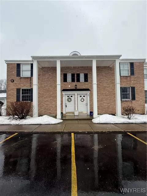 270 Buffalo Rd #65, Aurora, NY 14052