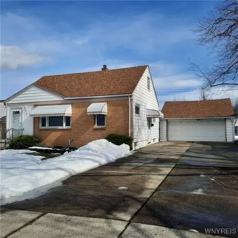 161 Beyer Dr, Tonawanda, NY 14150