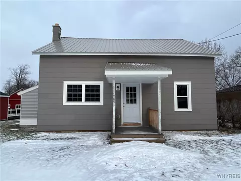 14091 School St, Collins, NY 14034