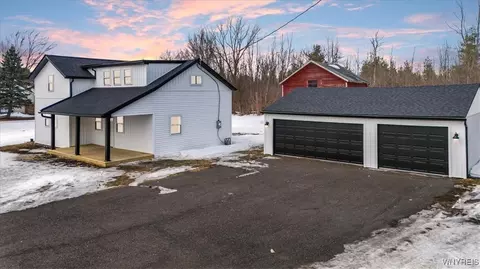 12286 Genesee St, Alden, NY 14004