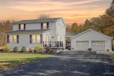 9325 Stoney Lonesome Rd, Pembroke, NY 14036