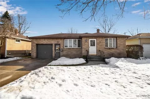 125 Banko Dr, Depew, NY 14043