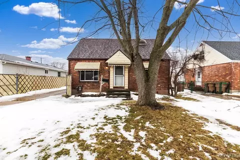 300 Danbury Dr, Cheektowaga, NY 14225