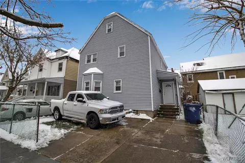 413 14th St, Buffalo, NY 14213