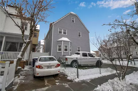 Exterior - 413 14th St, Buffalo, NY 14213 photo 1 of 1