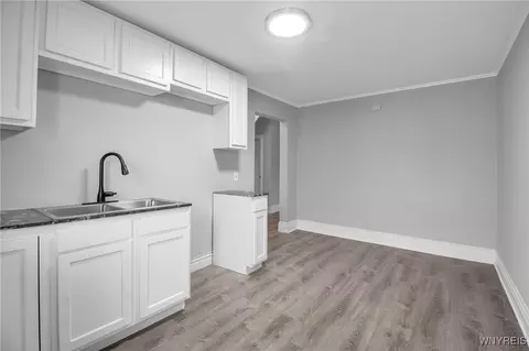 Entry Way - 413 14th St, Buffalo, NY 14213 photo 1 of 8