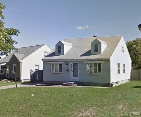 305 Somerville Ave, Tonawanda, NY 14150
