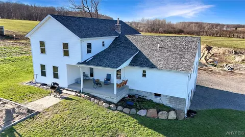 7396 Albro Rd, Gainesville, NY 14066