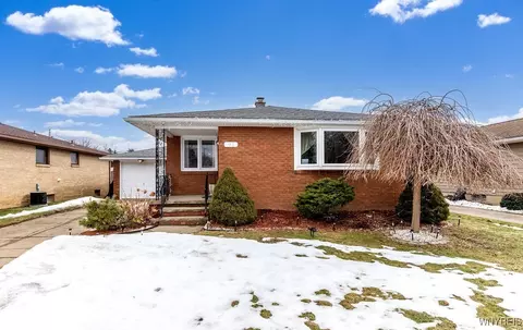 91 Ceil Dr, Cheektowaga, NY 14227