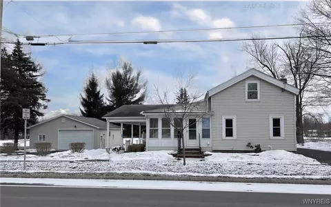 1207 S Main St, Shelby, NY 14103