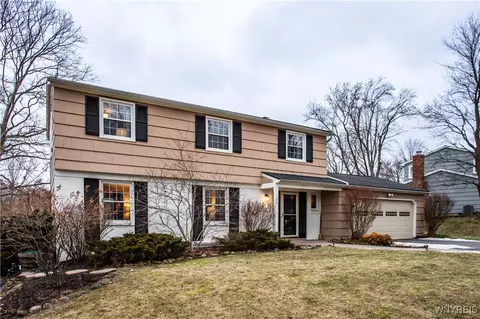 123 Nettlecreek Rd, Perinton, NY 14450
