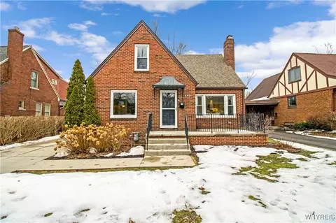 490 Berryman Dr, Amherst, NY 14226