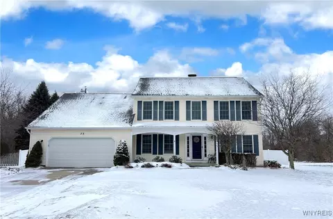 73 Burbank Dr, Orchard Park, NY 14127