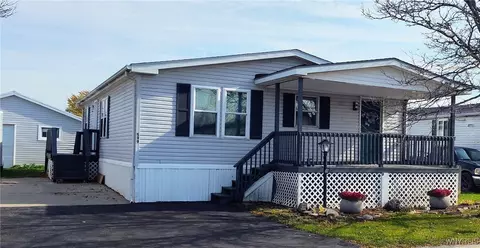 599 Birchwood, Lockport, NY 14094