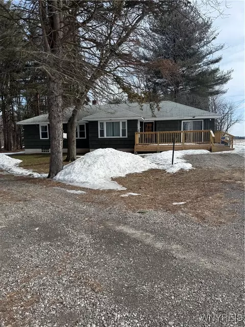 1563 County Line Rd, Barker, NY 14012