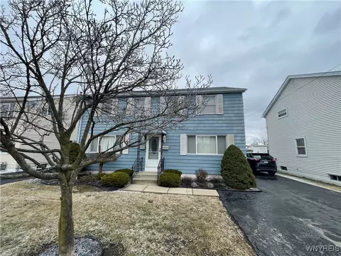 61 Patricia Ln, Cheektowaga, NY 14227