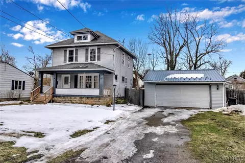 109 Vine St, Batavia, NY 14020