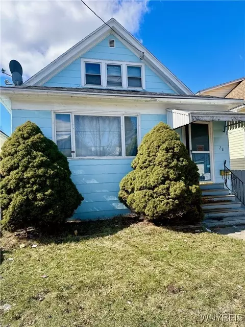 28 Crossman Ave, Buffalo, NY 14211