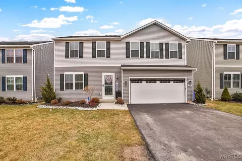 238 Winterbrook Dr, Amherst, NY 14228