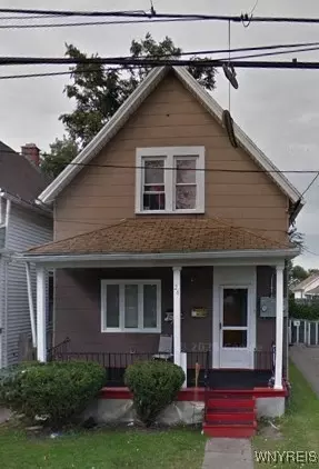 26 Clay St, Buffalo, NY 14207
