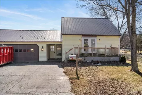 4163 Bristol Pkwy, Buffalo, NY 14219