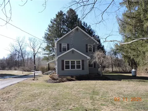 10836 Sharp St, Concord, NY 14055