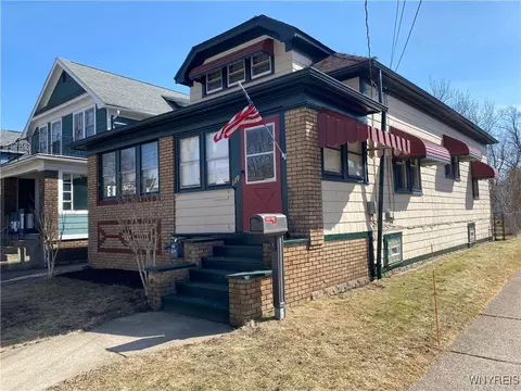 129 Crystal Ave, Buffalo, NY 14220