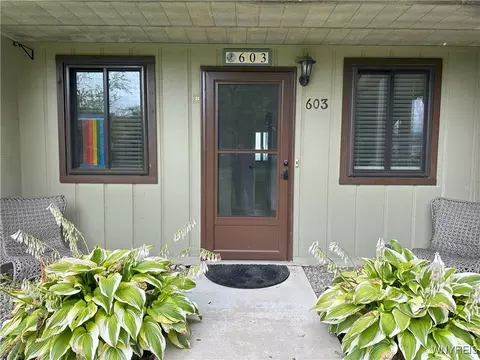 603 Edgewater Dr, Westfield, NY 14787