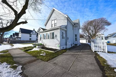 40 Edna Pl, Buffalo, NY 14209