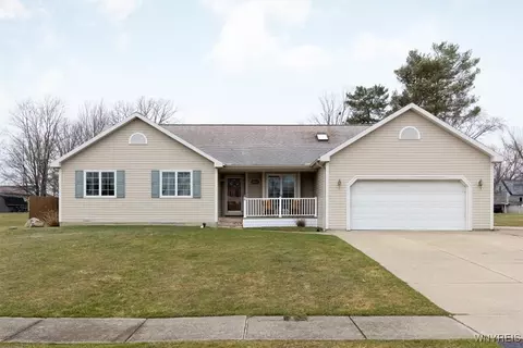 2972 Hillbrook Dr, Eden, NY 14057