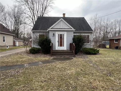 1404 Payne Ave, North Tonawanda, NY 14120